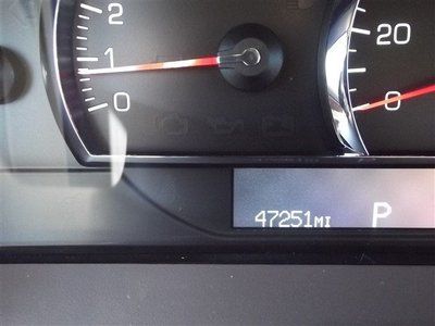 Low Miles Northstar V8 All Wheel Drive Navigation Third Row Seating Sunroof, image 16