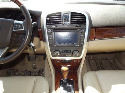 Low Miles Northstar V8 All Wheel Drive Navigation Third Row Seating Sunroof, image 17