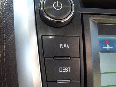 Low Miles Northstar V8 All Wheel Drive Navigation Third Row Seating Sunroof, image 20