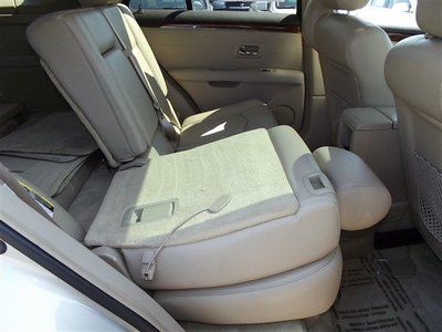 Low Miles Northstar V8 All Wheel Drive Navigation Third Row Seating Sunroof, image 24