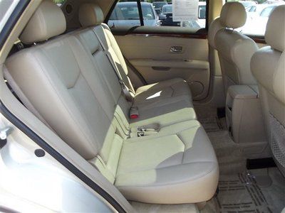 Low Miles Northstar V8 All Wheel Drive Navigation Third Row Seating Sunroof, image 25