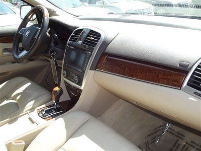 Low Miles Northstar V8 All Wheel Drive Navigation Third Row Seating Sunroof, image 32