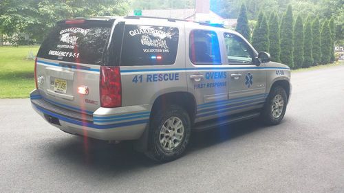 2007 GMC Yukon SLT Sport Utility 4-Door 5.3L - Emergency (EMS)/Fire/Command Post, image 4