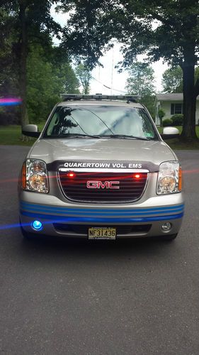 2007 GMC Yukon SLT Sport Utility 4-Door 5.3L - Emergency (EMS)/Fire/Command Post, image 9