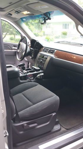 2007 GMC Yukon SLT Sport Utility 4-Door 5.3L - Emergency (EMS)/Fire/Command Post, image 15