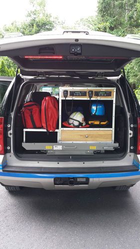 2007 GMC Yukon SLT Sport Utility 4-Door 5.3L - Emergency (EMS)/Fire/Command Post, image 18