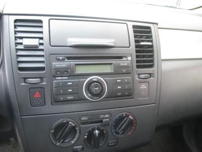 2007 NISSAN VERSA ONLY 93,000 MILES SUPER CLEAN RUNS GREAT WARRANTY LOW PRICE, image 11