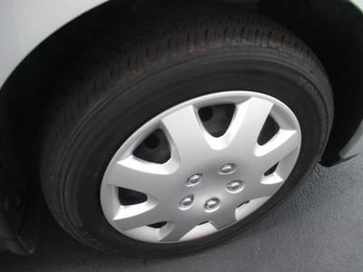 2007 NISSAN VERSA ONLY 93,000 MILES SUPER CLEAN RUNS GREAT WARRANTY LOW PRICE, image 25