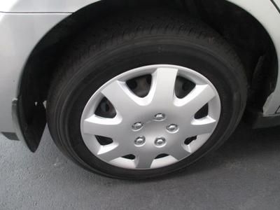 2007 NISSAN VERSA ONLY 93,000 MILES SUPER CLEAN RUNS GREAT WARRANTY LOW PRICE, image 29