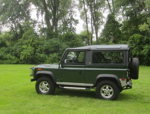 1994 land rover defender 90 original paint w/ hard top, soft top and bimini top