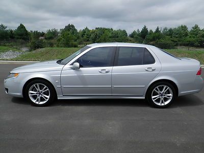 Sedan snow silver power moonroof 54k automatic 1 owner southern car 17" alloys