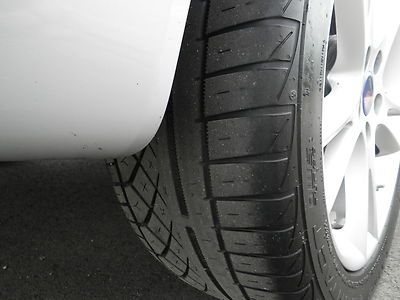 SEDAN SNOW SILVER POWER MOONROOF 54K AUTOMATIC 1 OWNER SOUTHERN CAR 17