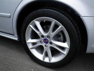 SEDAN SNOW SILVER POWER MOONROOF 54K AUTOMATIC 1 OWNER SOUTHERN CAR 17