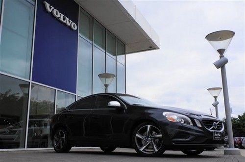 R-design/awd/navigation/heated seats/blis/lifetime powertrain warranty