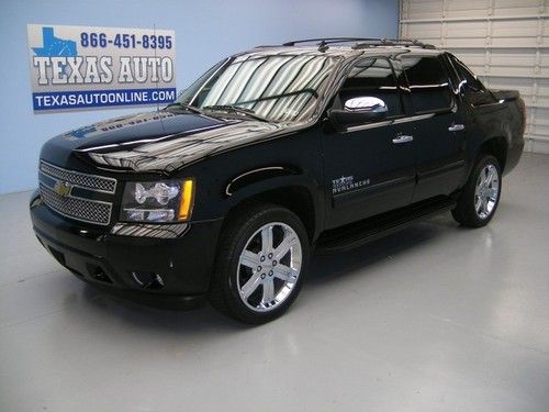 We finance!!!  2011 chevrolet avalanche lt texas edition leather roof texas auto