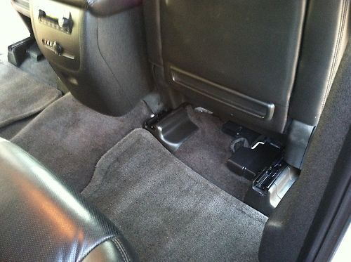 2011 GMC Yukon XL 1500 Denali Sport Utility 4-Door 6.2L, image 21