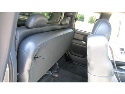 ONE OWNER! LT Z71 4x4! NO RESERVE! JUST SERVICED and INSPECTED!NEW TIRES!LEATHER, image 36