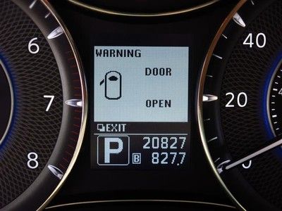 2012 Infiniti QX56 Deluxe Touring Package Cooled Seats Rear DVD Sunroof, Navi, image 34