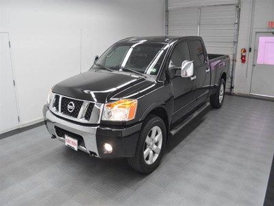 Le 5.6l 4wd navi/dvd/leather/sunroof/power &amp;heated seat financing available