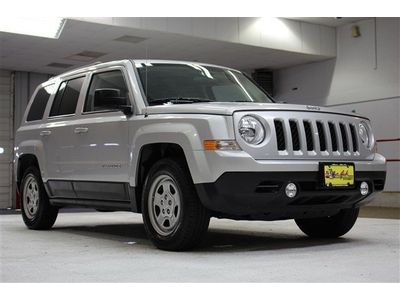 Sport suv 2.0l cd front wheel drive power steering abs steel wheels fog lamps