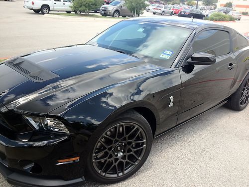 2013 ford mustang shelby gt500 black/black, 8300 miles