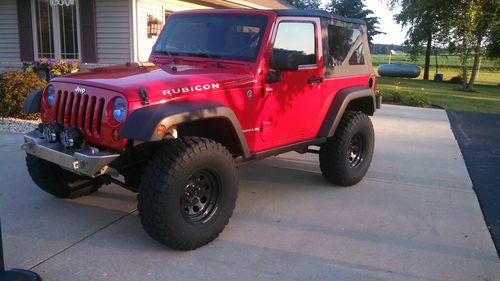 2008 jeep wrangler rubicon, 33000 miles, automatic, 3.5" old man emu lift, 35" b