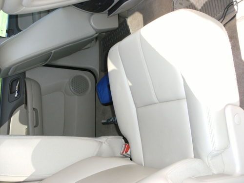 2009 Chevy Silverado Crew Cab LTZ Imperial Blue ,Tan Leather Interior, image 9