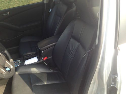 2011 Nissan Altima SL Sedan 4-Door 2.5L, image 3