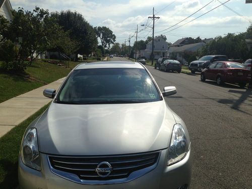 2011 Nissan Altima SL Sedan 4-Door 2.5L, image 6