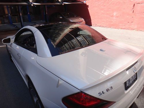 2009 Mercedes-Benz SL63 AMG Base Convertible 2-Door 6.3L ONLY 16,500 MILES, image 13