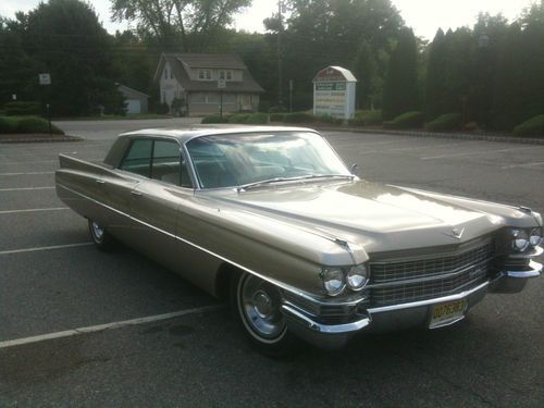 1963 cadillac deville base sedan 4-door 6.4l