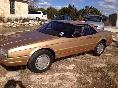 1987 Cadillac Allante Base Convertible 2-Door 4.1L UNDER 14,000 ORIG MILES, image 2