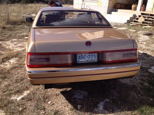 1987 Cadillac Allante Base Convertible 2-Door 4.1L UNDER 14,000 ORIG MILES, image 3