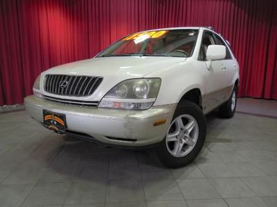 4dr SUV 4X4 3.0L 4-Wheel Disc Brakes ABS Adjustable Steering Wheel AM/FM Stereo, image 2