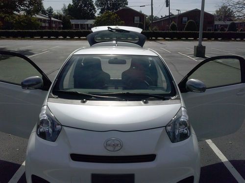 Factory certified 2012 scion iq 3dr hb(100k warranty)