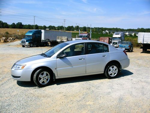 2007 saturn ion-2 base sedan 4-door 2.2l