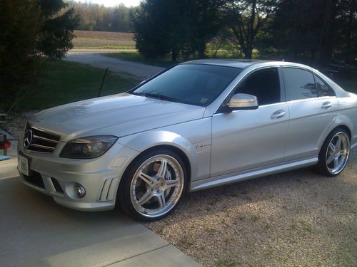 2009 mercedes benz c63 amg with 20" alloy hre race wheels included