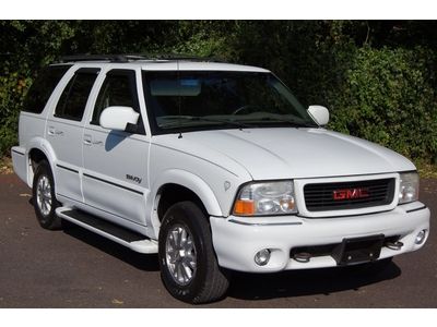 4x4 xenon leather bose runs and drives xtra clean must see!!!