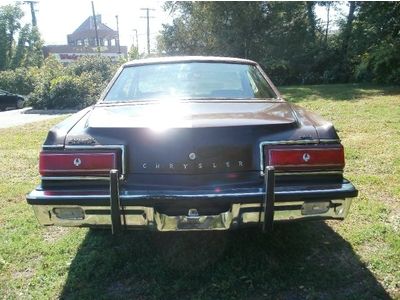 TOWN & COUNTRY Coupe 2 DOOR RARE LOW MILES (LIKE PARK FIFTH AVE ) NO RESERVE, image 4