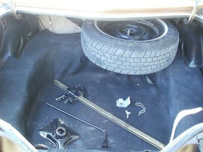 TOWN & COUNTRY Coupe 2 DOOR RARE LOW MILES (LIKE PARK FIFTH AVE ) NO RESERVE, image 15