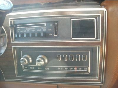 TOWN & COUNTRY Coupe 2 DOOR RARE LOW MILES (LIKE PARK FIFTH AVE ) NO RESERVE, image 26