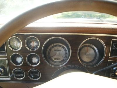 TOWN & COUNTRY Coupe 2 DOOR RARE LOW MILES (LIKE PARK FIFTH AVE ) NO RESERVE, image 27