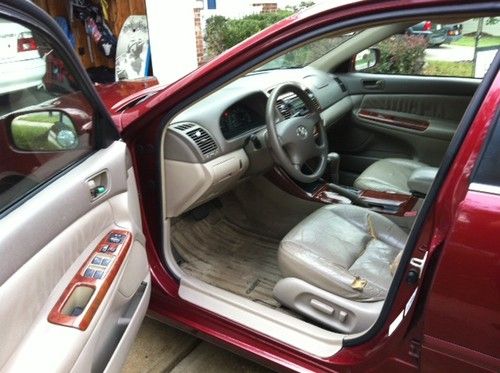 2002 Toyota Camry XLE Sedan 4-Door 2.4L, image 5