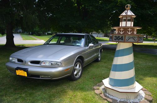 Oldsmobile 88 lss 89k miles light gold, tan leather interior outstand condition