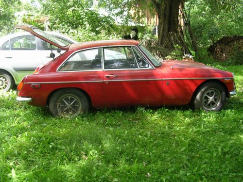 1970 mgb gt