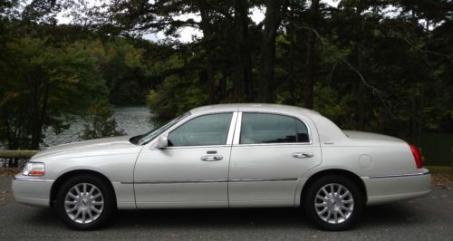 NO RESERVE! Luxury SEDAN Southern NO RUST! Rare NAVIGATION! Signature *L I M O*, image 2