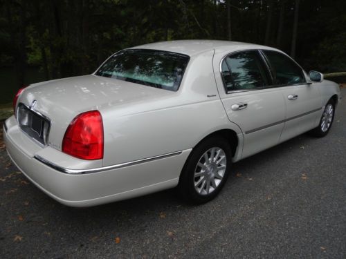 NO RESERVE! Luxury SEDAN Southern NO RUST! Rare NAVIGATION! Signature *L I M O*, image 5