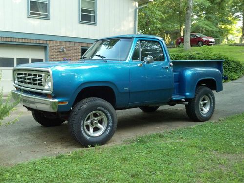 1972 dodge power wagon truck