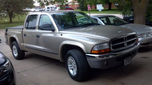 2004 dodge dakota quad cab slt plus, 4.7 v8, 2wd, 108000 miles, one owner