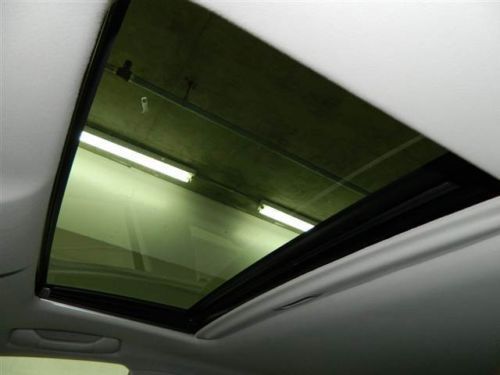 3.5L CD 4 wheel disc brakes ABS brakes AM/FM radio ac clean certified low miles, image 24